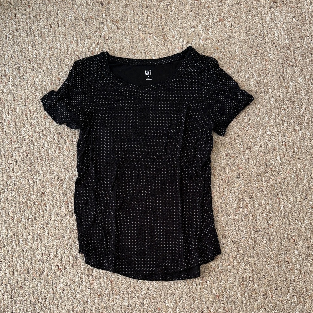 GAP Women's Black and White Dotted Tee